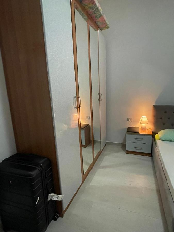 Apartament Gjergji Sarandë Exterior foto